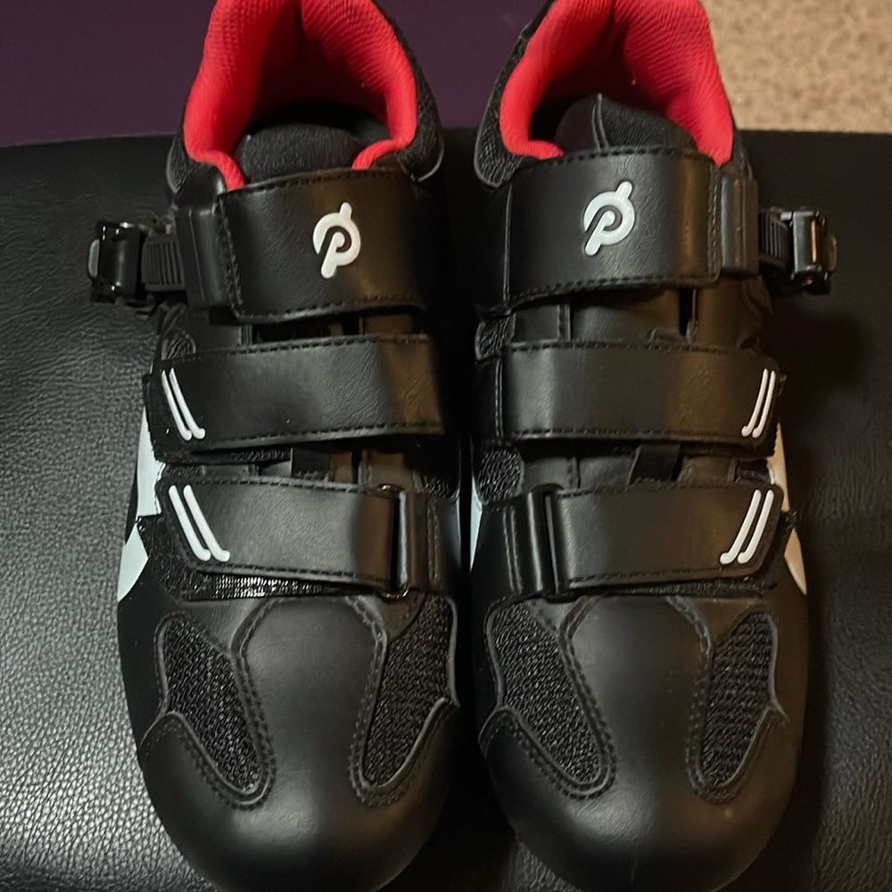 Peloton bike shoes, size 41